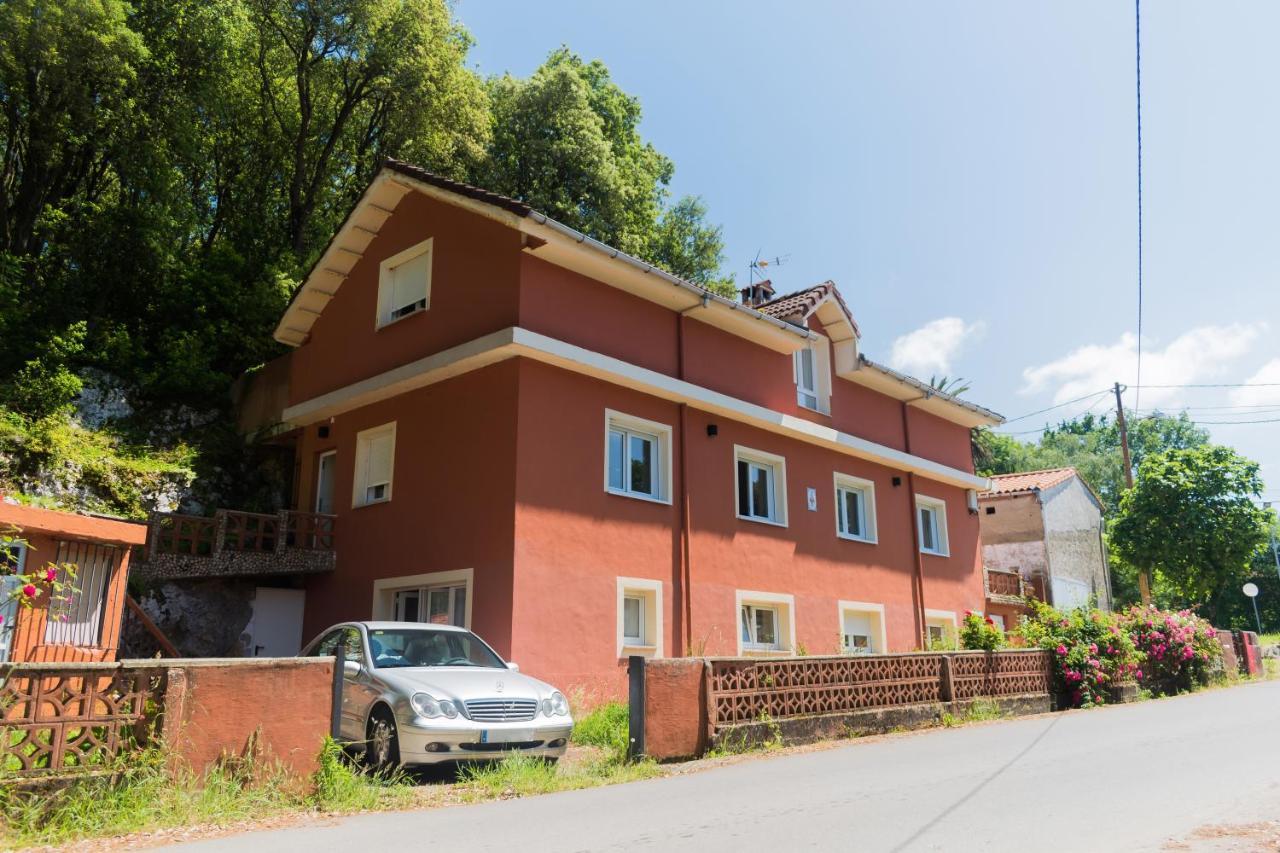 La Cueva De Villahormes Kültér fotó